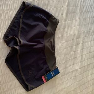 Mizuno shorts